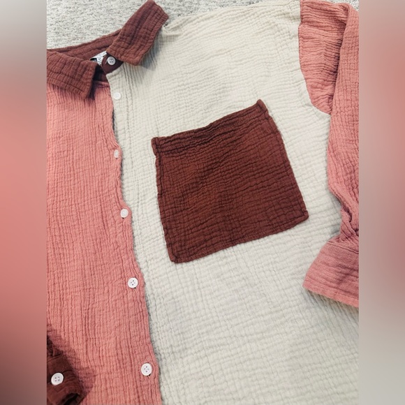 Block Color Button-Up - Picture 2 of 3